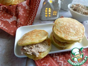 Сэндвичи из кабачково-сырных оладий с паштетом