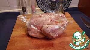 Курица в духовке с двумя гарнирами